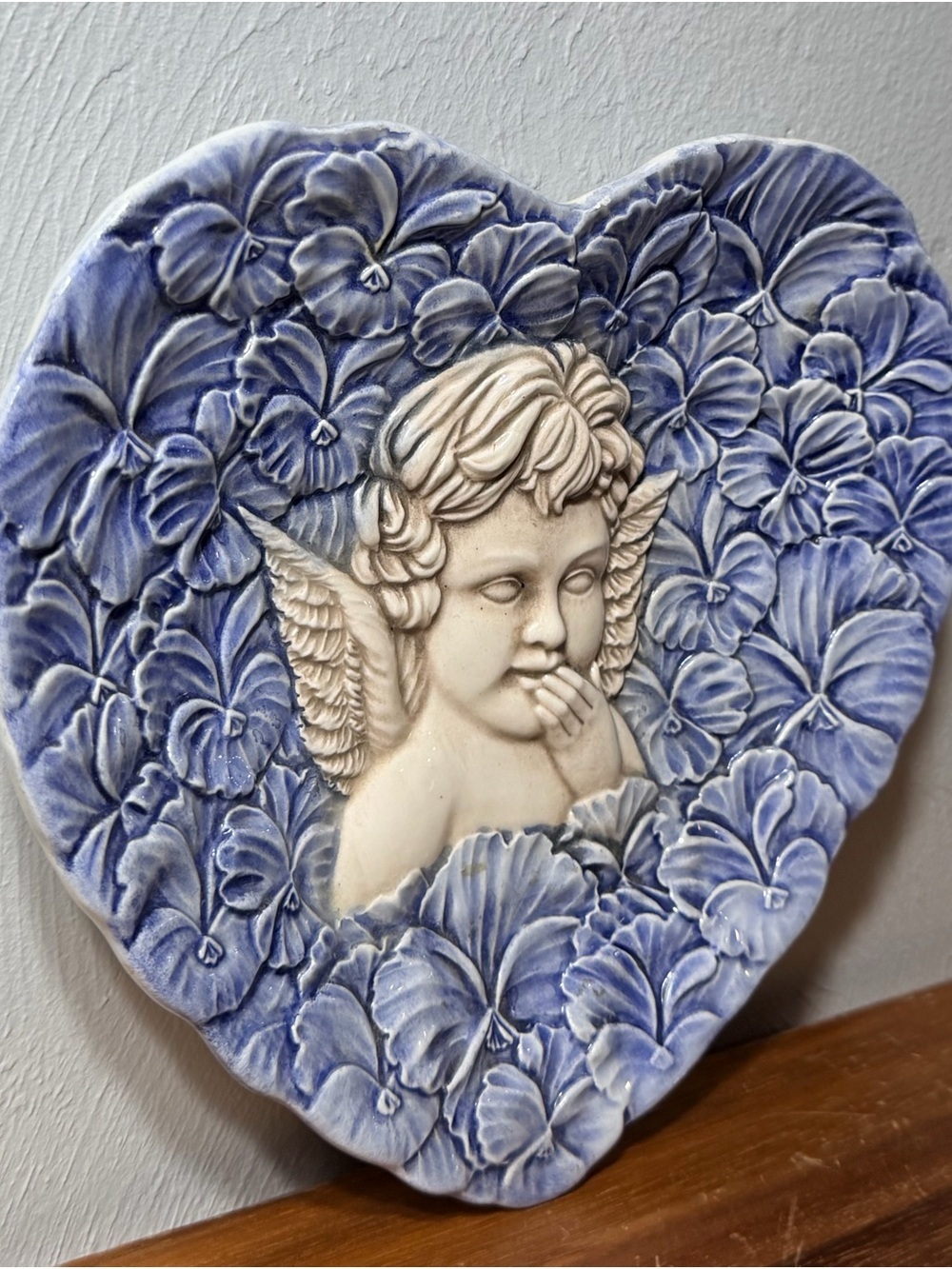 Vintage Italian Made Blue Cherub Relief Wall Art Plaque - Picture 6 of 10